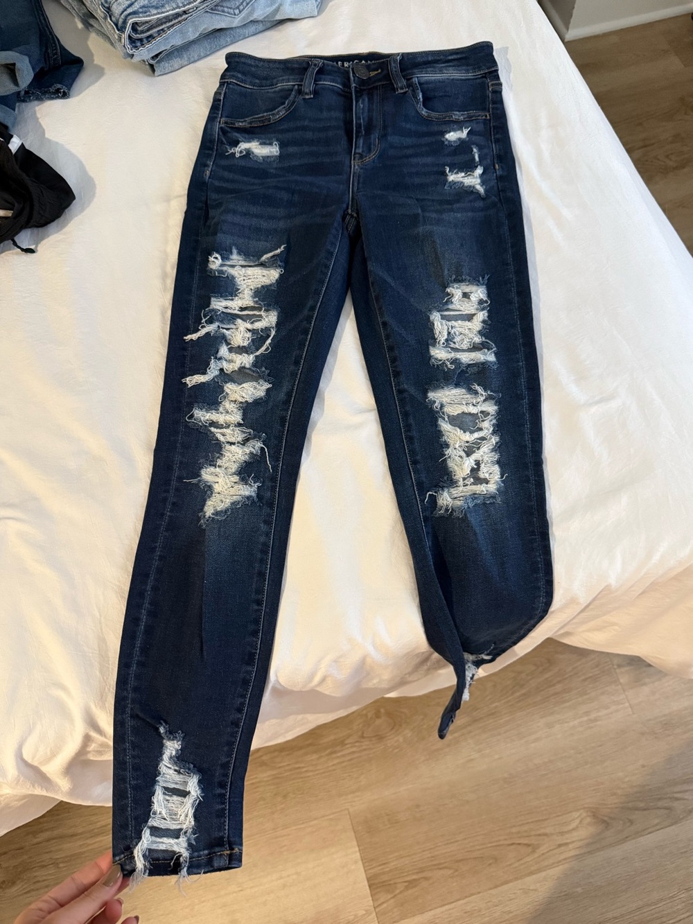 American Eagle Outfitters Dark Blue Distressed Skinny Jeans